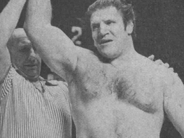 Bruno Sammartino raising his arm in victory in 1973